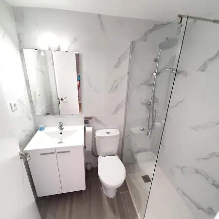 One Bedroom With Terrace And Wifi At Льорет-де-Мар